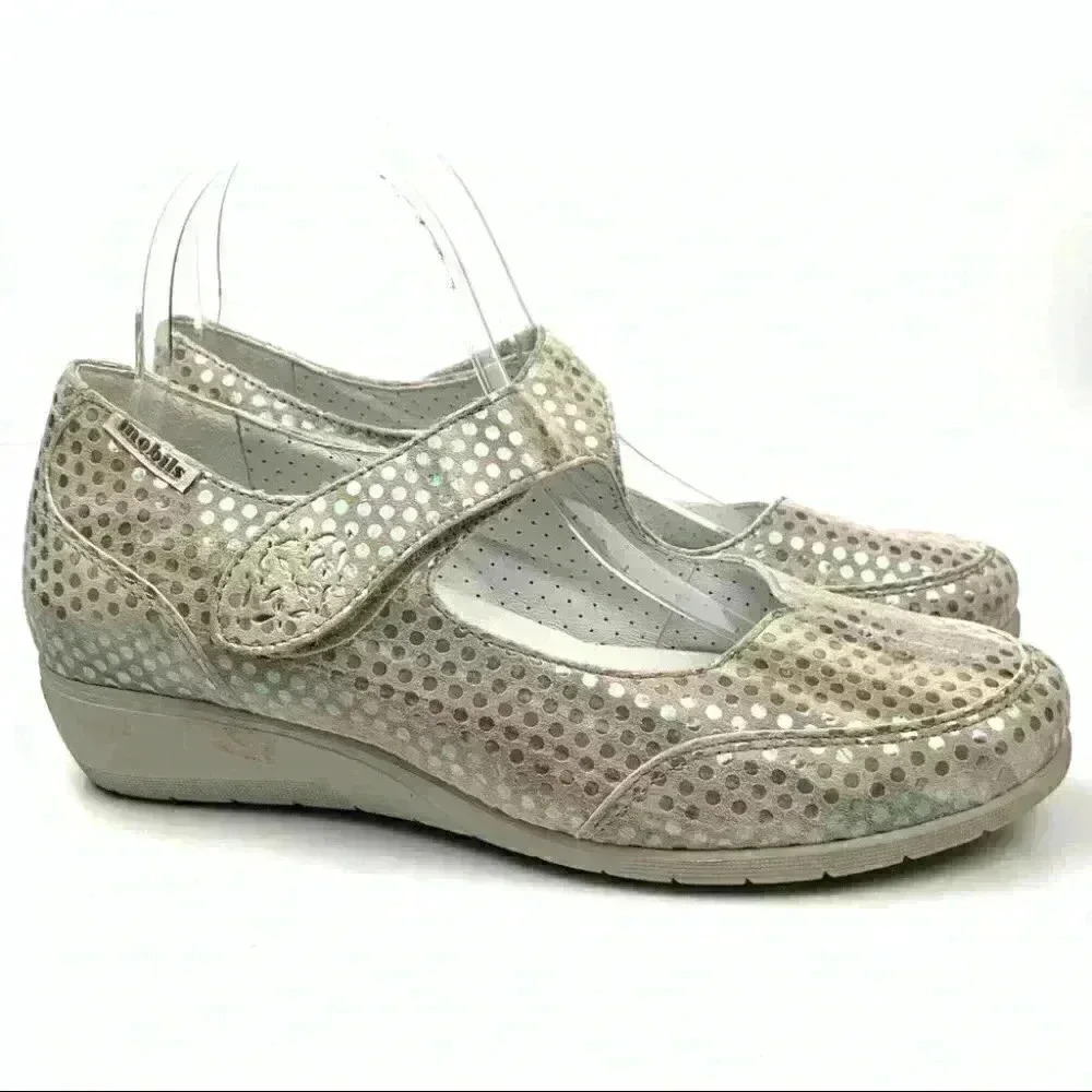 Mephisto air relax walking flats size 41.5 7 multicolored holographic pin dot